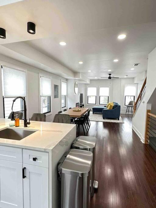 Апартаменти Secret Escape - 20 Min From Nyc N 2 Джерсі-Сіті Екстер'єр фото